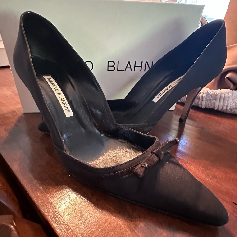 Manolo Blahnik Black Pumps